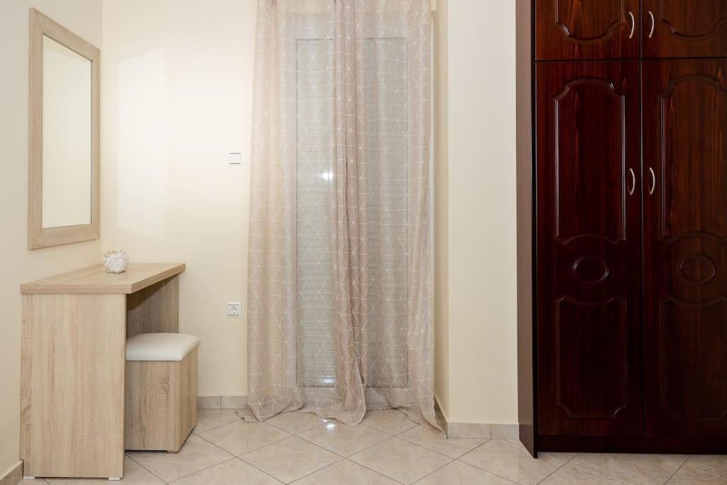 Mavros Molos Seaside Apartment Kissamos Exterior photo