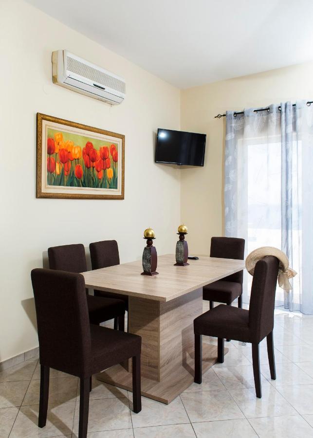 Mavros Molos Seaside Apartment Kissamos Exterior photo