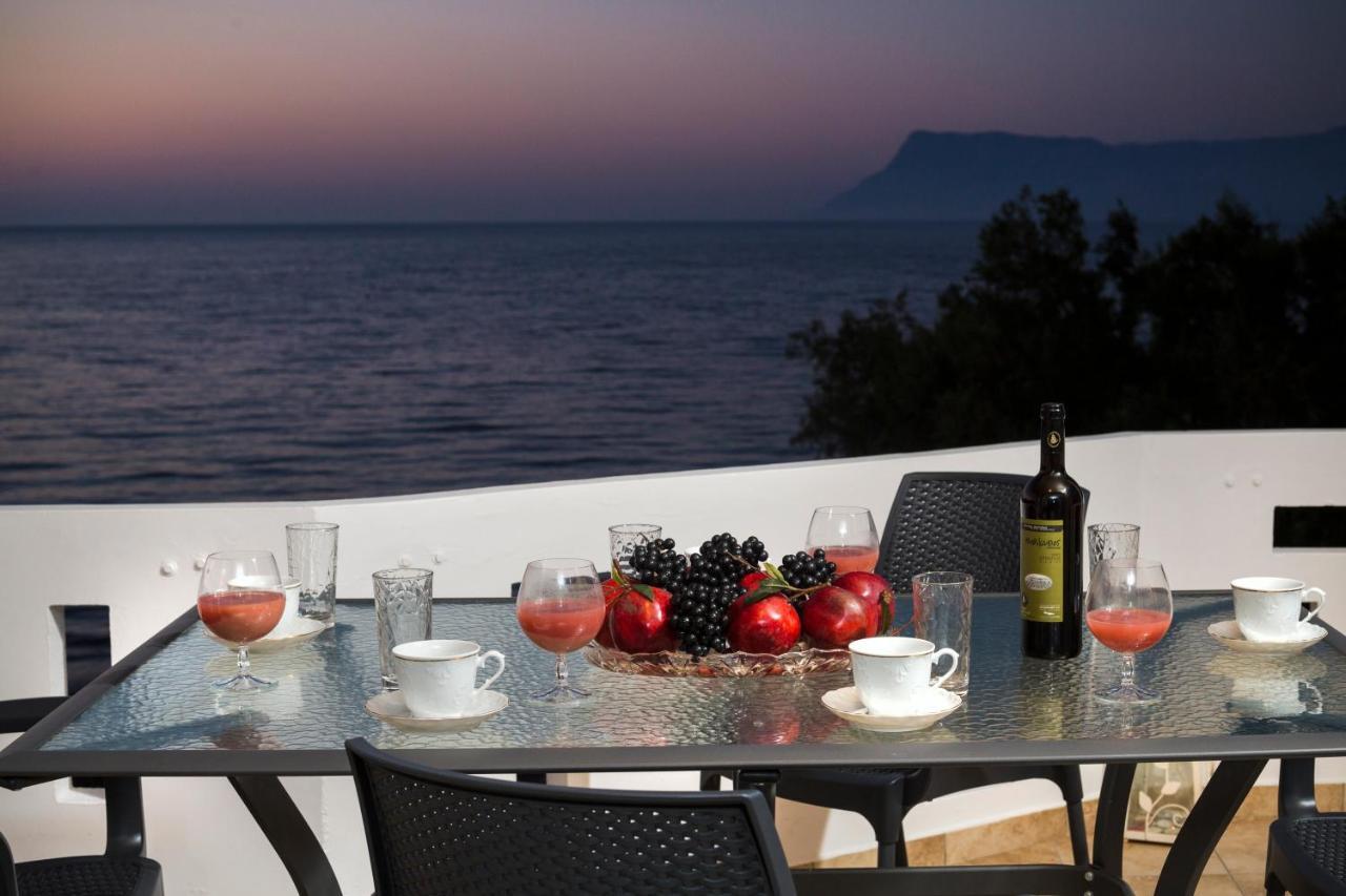 Mavros Molos Seaside Apartment Kissamos Exterior photo