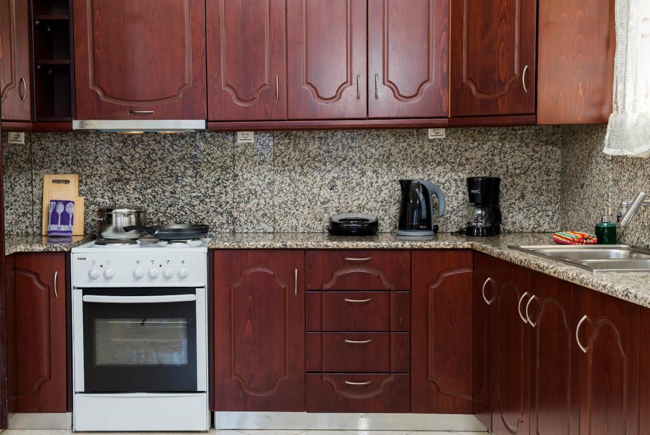Mavros Molos Seaside Apartment Kissamos Exterior photo